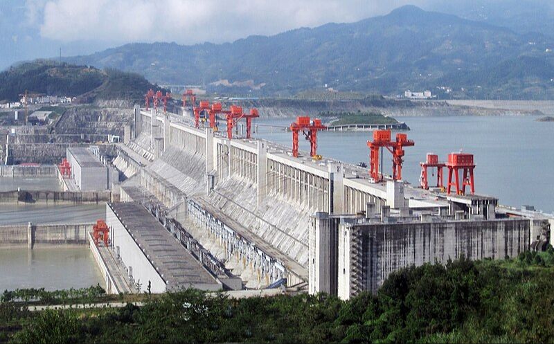 dam and hydroelectric power station