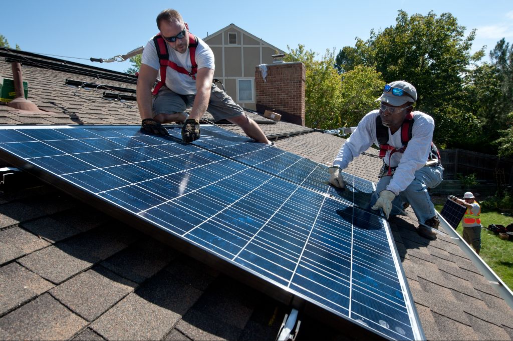 installing rooftop solar panels