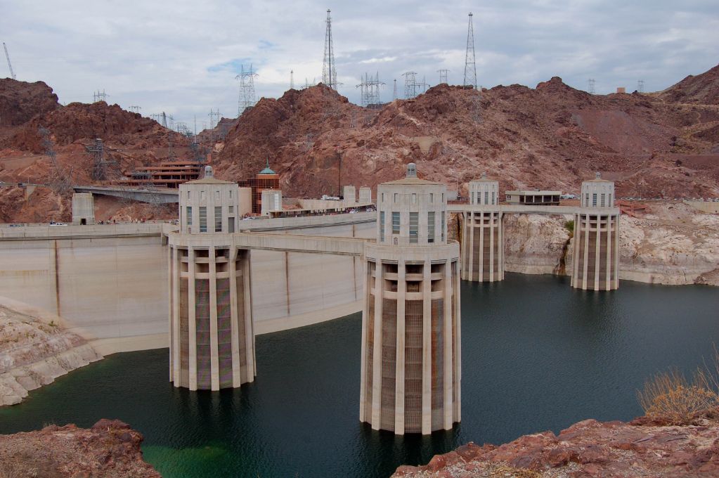 assessing the environmental impact of hydroelectric dams
