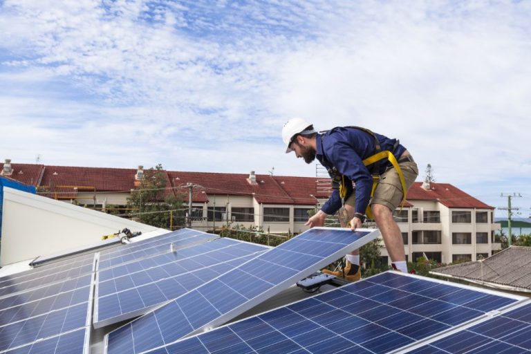 Are Solar Panel Payments Tax Deductible?