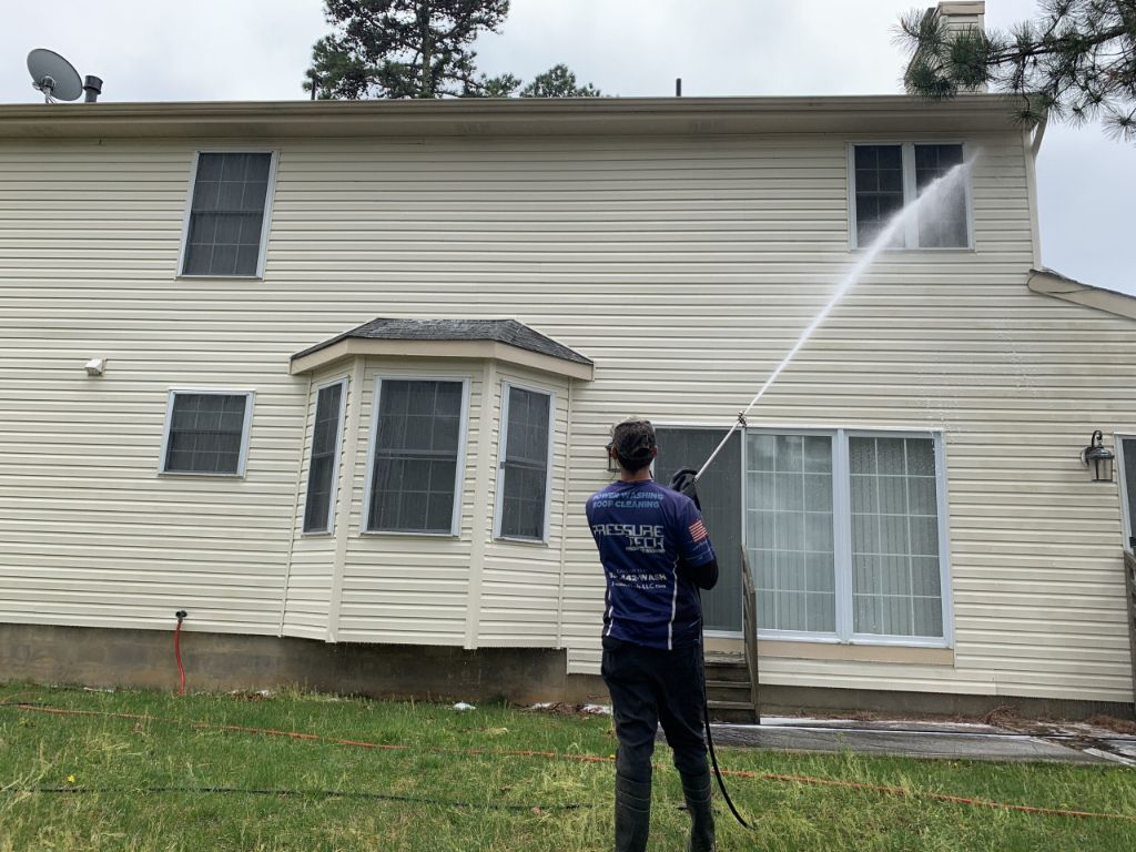 How long does power washing a house last?