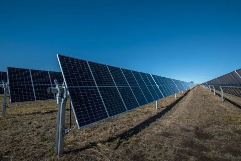 What Is The Renewable Energy Scheme In Queensland?