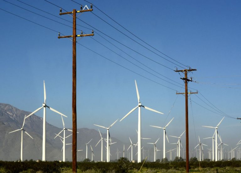 How Does Wind Reduce The Use Of Fossil Fuels?