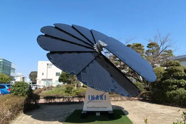 smartflower solar panels generating clean, renewable energy