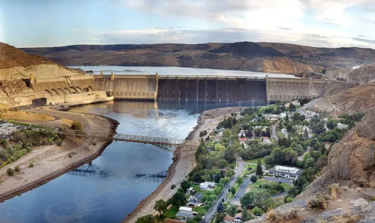 How Many Hydroelectric Dams Are In The Usa?