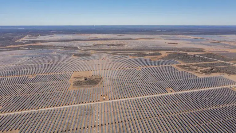 What Is The Biggest Solar Project In The Us?