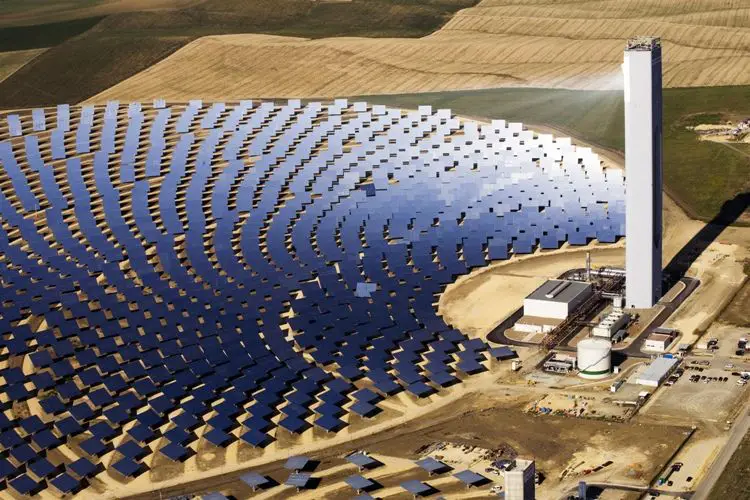 concentrated solar power uses mirrors to focus sunlight to generate electricity.