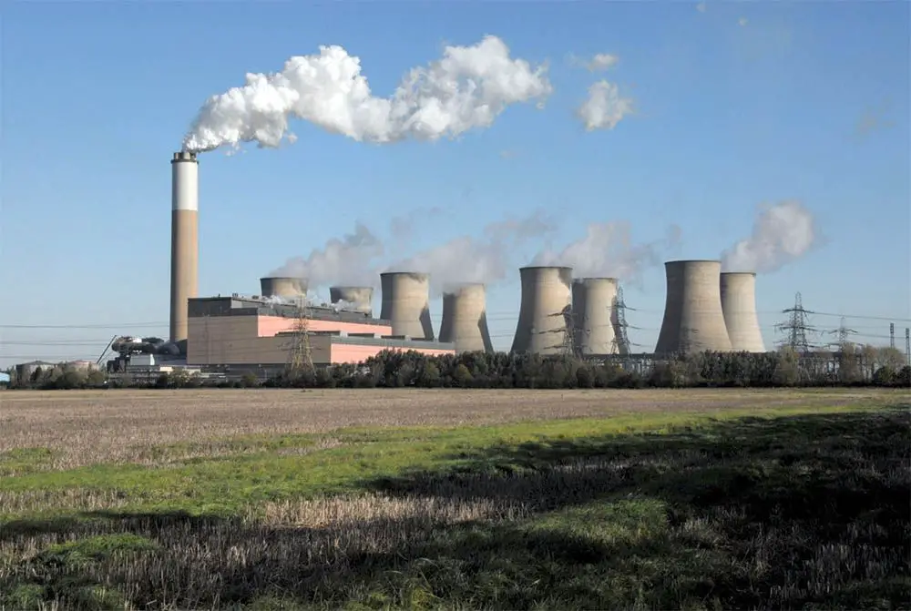power plants use fuels like coal and gas to generate electricity
