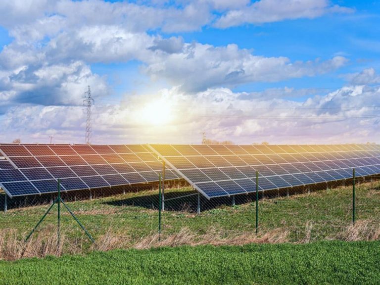 What Are The Benefits And Drawbacks Of Solar Energy?