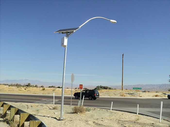 What Is The Price Of Roadside Solar Light?