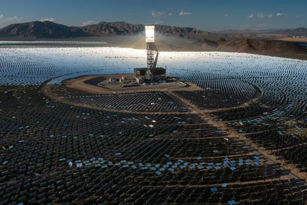 solar thermal power plant in desert lasting 25-40 years